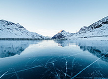 开云体育下载管理-姆比亚拿走MVP实至名归 队友：一般人根本撞不动他