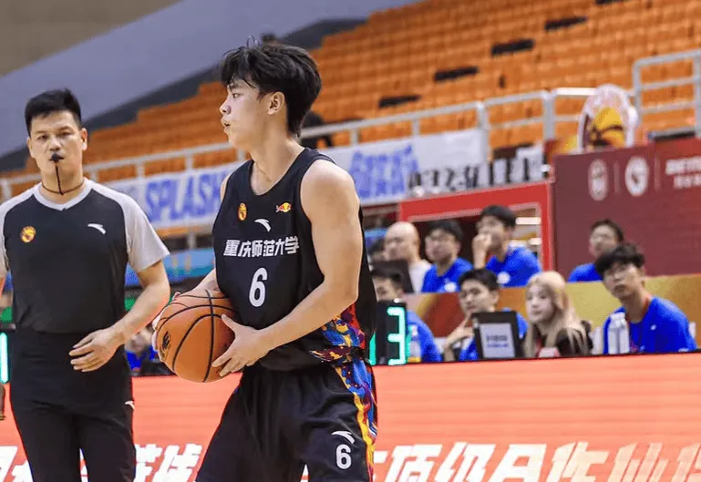 开云体育下载管理-CUBAL西南赛区：翟乾江25分，重庆师大90-76战胜澳门大学